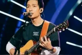 陈楚生：敢与大佬唱反调，“富婆”老婆美艳，人不红有原因图片