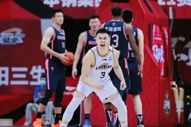 总决赛后，赵继伟首次发声，球迷暖心回复！辽宁球迷令人尊敬图片