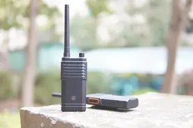 团队沟通还得是它，信号超好的极蜂小语A108Plus体验图片