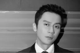 李晨黄晓明等好友深夜聚会，印小天也罕见出镜，误会都会烟消云散图片