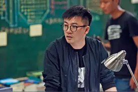 悬疑侦探电影《嫌疑人X的献身》图片
