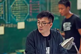 悬疑侦探电影《嫌疑人X的献身》图片