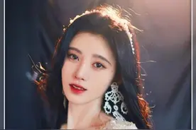鞠婧祎身材这么好，白色长裙加珍珠，不少宅男心中的女神图片