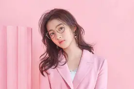 关晓彤和爸爸相处的方式，会是什么样子？妈妈：就是无止境地惯着图片