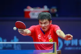 有谁注意到：马龙对樊振东的这个技战术很无奈，张本智和也曾用过图片