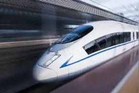 退票改签、停运列车……沈铁应对台风“巴威”全力确保铁路运输安全图片