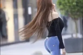 小说：我和邻居姐姐偷偷恋爱，她看我目瞪口呆样子：瞧你那点出息图片