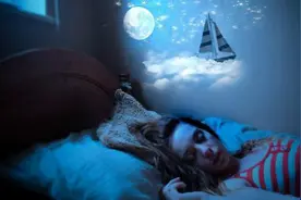 人做春梦到底是潜意识还是生理反应？为什么有的梦境会让人尴尬？图片