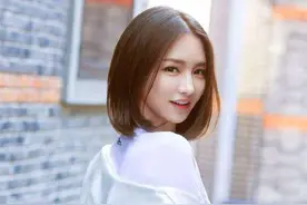 LOL：共青团中央点名表扬Miss大小姐，网友：我老婆真棒图片