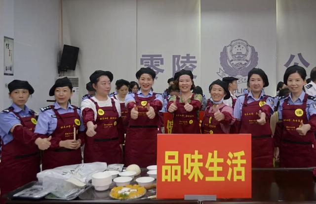 黑米烩花胶 2026年黑米花胶的做法大全