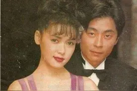 王杰：凌晨2点，我妈"强迫"我怀孕的妻子，和混混在我家跳舞图片