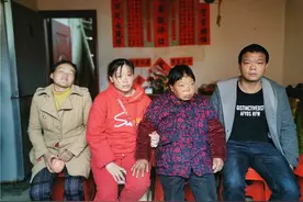 父子志愿者千里护送，大家一路接力！被拐20年的李红艳回家了图片