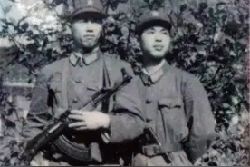 96岁台湾老兵盼回乡，打了一通电话，问侄子：我没钱你还养我吗？图片