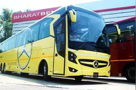 车长近15米，行李舱14方？带您见识两款奔驰在印度推出的超长大巴图片