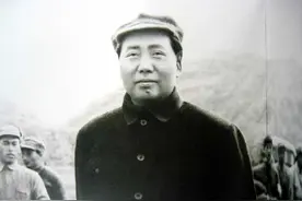 苏联欲核打击中国，主席提出一战略，美国紧急警告苏联：不要妄动图片