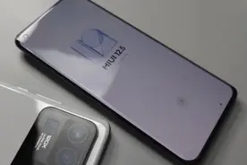 来了！小米11 Ultra真机曝光：可能是最强大的小米旗舰图片