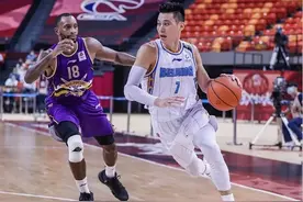 林疯狂回来了，拿下CBA生涯最高分，追平NBA得分记录图片