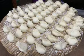 调饺子馅，牢记“三放两不放”，不管什么馅的饺子都好吃不腻图片