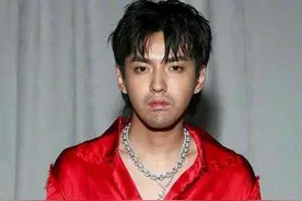 吴亦凡特殊癖好被揭开？精神失常牵扯出更大丑闻，林生斌险逃一劫图片