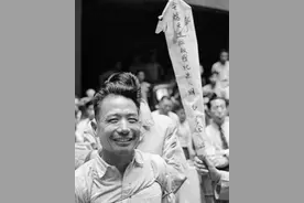 叛徒、汉奸、还是烈士？朱大同临刑前大笑赴死，一张照片引起争议图片