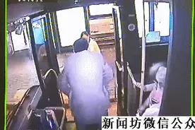 上海街头这个“熊抱”让人落泪 ▏有蹊跷！隔壁空关房屋钥匙的秘密图片