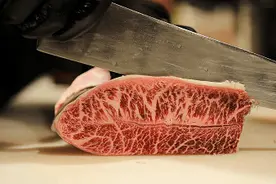 隔绝了闹市的喧嚣，藏在东区的正义烧肉，是众多喜肉一族的福音图片