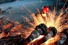 宝钢股份的投资价值不容小觑：如果它不在钢铁行业，市值最少加0图片