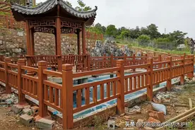 韶关仿木护栏招标 防腐木栏杆报价 仿木栏杆厂家款式图片