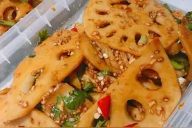 天气越来越热，送您家常凉拌菜，凉拌藕片，健康美味又下饭图片