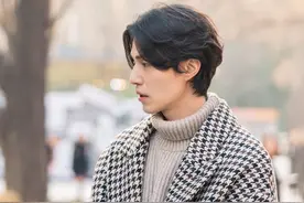 李栋旭   "Wook Talk" Talk Show拍摄写真 李寿根 张度练图片
