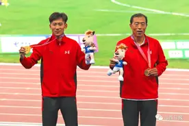 1分48秒33！山西选手李俊霖夺全运会男子800米金牌图片