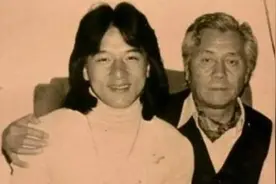 成龙家族秘史 父亲去世引发同父异母哥哥喊话成龙回老家认祖归宗图片