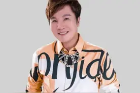 66岁男歌手昏迷4天还没醒！路上跌倒导致缺氧，老搭档都快吓傻图片