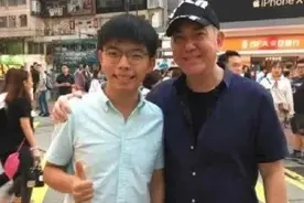 黄秋生公然宣称：我祖宗是欧洲人！官媒点名痛批：对得起你母亲？图片