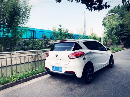 上海钢炮控3万爆改310，看不上飞度和Golf，下个目标奔驰AMG A45