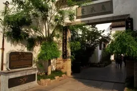 6首经典怀古诗，刘禹锡、罗隐、韦庄等对朝代兴衰各抒己见图片