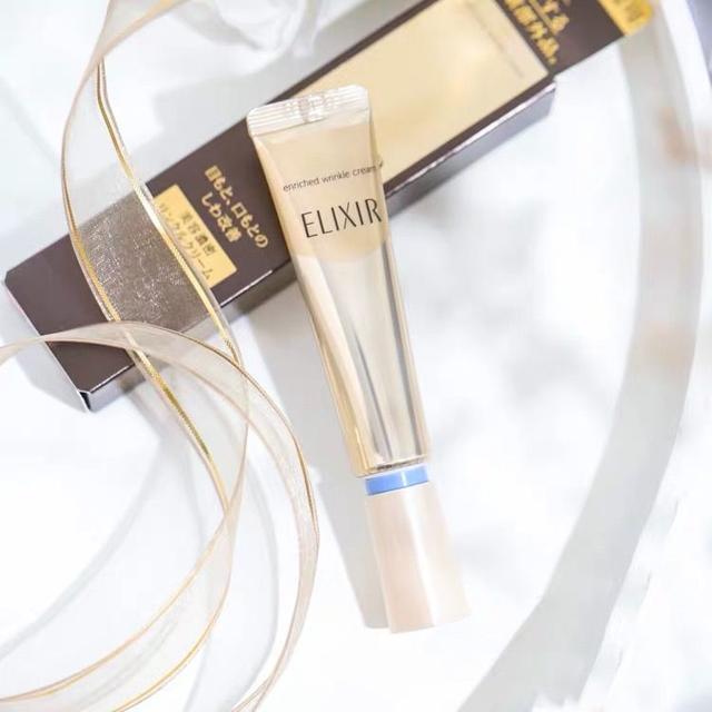 2020年别跟风了！看这8款超红护肤单品红黑榜测评