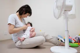 宝宝到了“厌奶期”，妈妈要这样做，帮助宝宝顺利度过图片