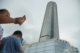 青海云南接连地震，与赛格大厦晃动有无关联？摩天大楼能抗震吗？图片