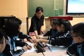 寄宿制学校的早晚自习，或开始向家长收费，知道原因后开始理解图片