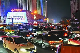 农村很多“贫困户”，却“家家有车”？看似不合理，却和4点有关图片