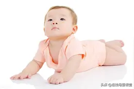 大脑发育好的宝宝，会早早出现这4种行为，你家宝宝中了几个？图片