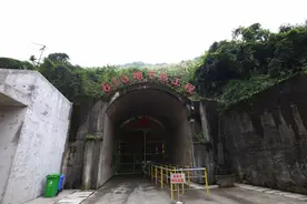 “816”核工程：世界第一人工洞体，两万人挖空大山，却没用上图片