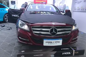 拒绝暴晒 奔驰cls350汽车装贴威固VK70隔热膜—柳州金手指图片