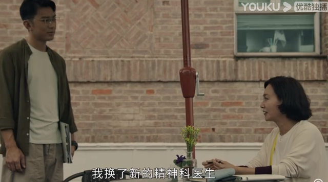 21年前的童年阴影片，演得那么烂，也不妨碍她封神