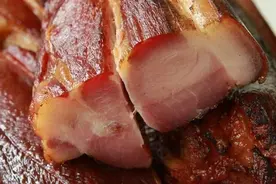 不会熏腊肉的朋友看过来，只需简单2步，色泽鲜亮比腊肉还香图片