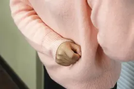 “中年油腻女”形象被公布，35岁后，如果没中招，说明还年轻图片