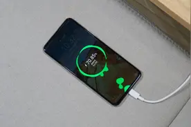 华为畅享20 Plus 40W快充，让你充电5分钟追剧2小时图片