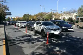 停车位竟然在马路中间！“嵌入式”停车创新了但还有这些问题图片