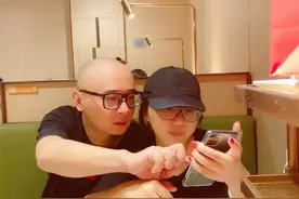 傅首尔：爱，是花很多时间在一起，做许多无聊的事图片